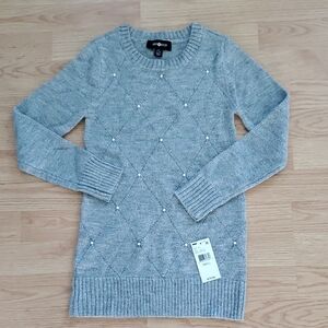 Amy Byer Size Small (7-8) Light Gray Sweater with Pearl Details